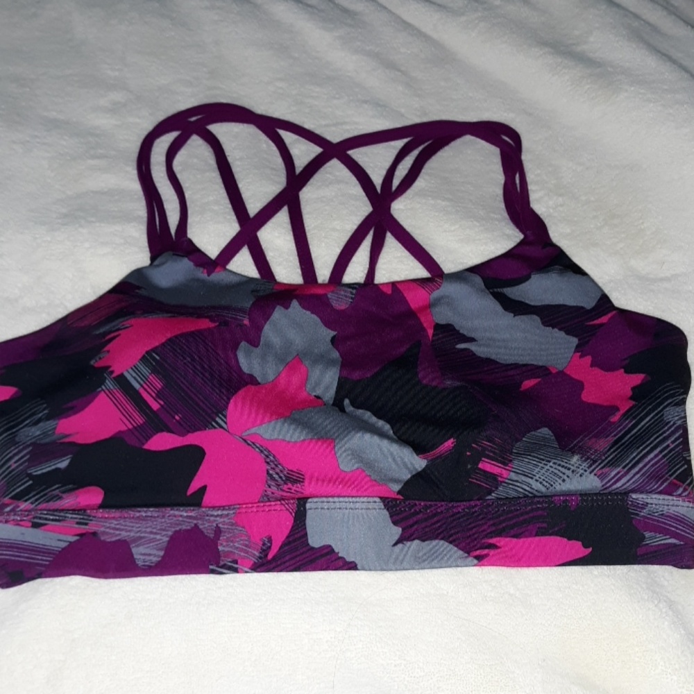 Brand new Gap sports bra